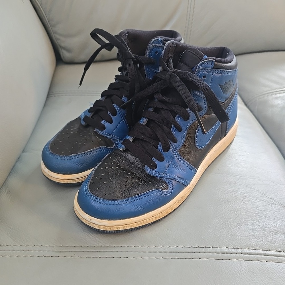 Nike Air Jordan 1 Retro High OG Dark Marina‎ Blue Shoes Size 4Y 575441-404